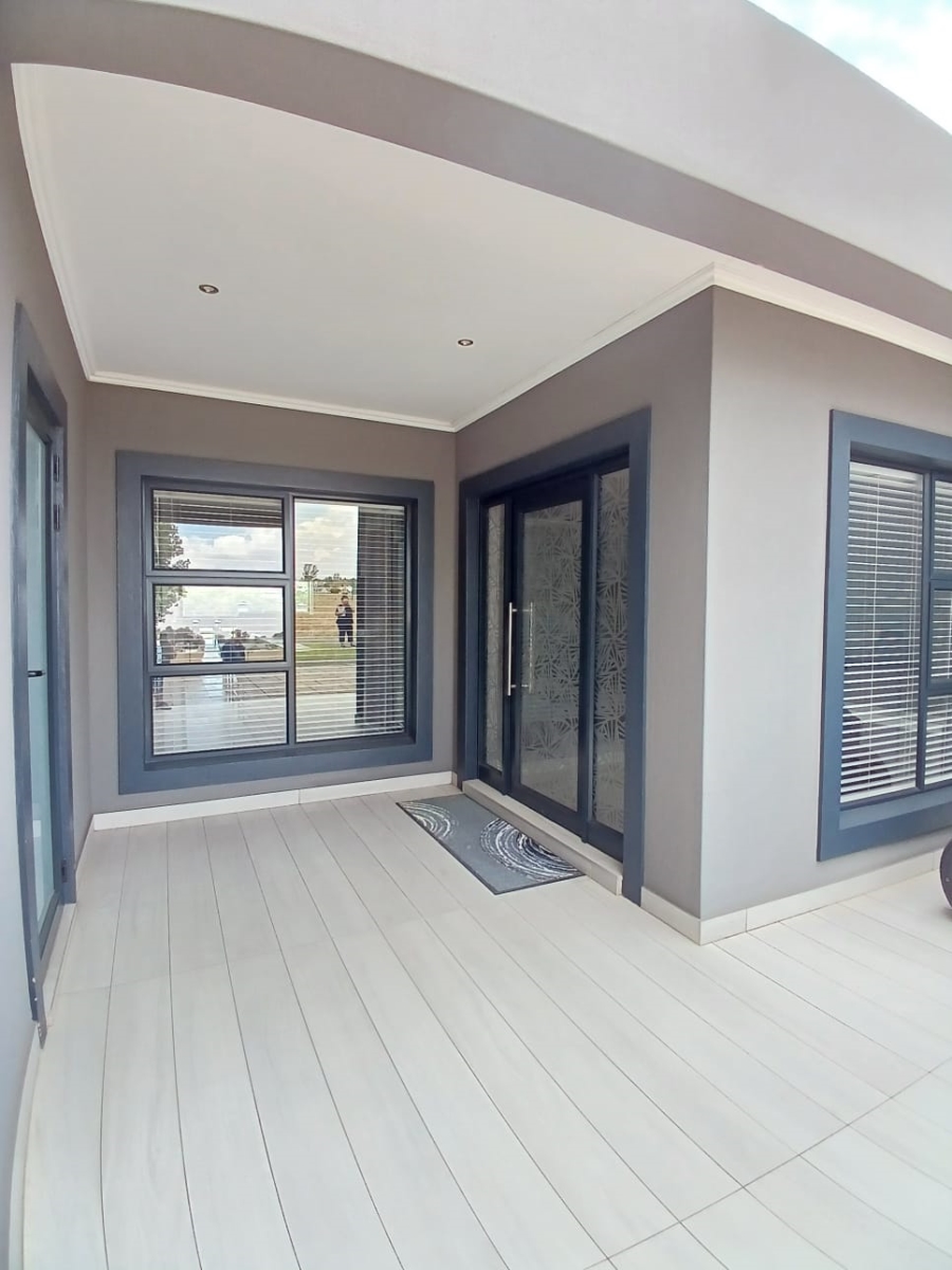 3 Bedroom Property for Sale in Heron Banks Golf Estate Free State